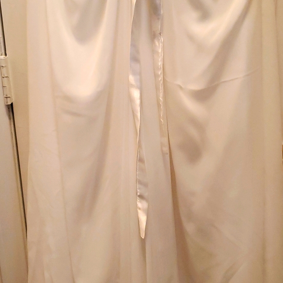 GRECIAN WEDDING GOWN BY LIGHT IN THE BOX SIZE 16 - Picture 9 of 10